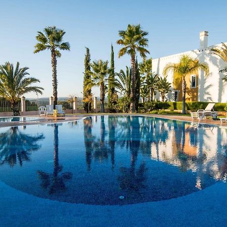 Вілла Portimao Elegant House With Pool By Homing Екстер'єр фото