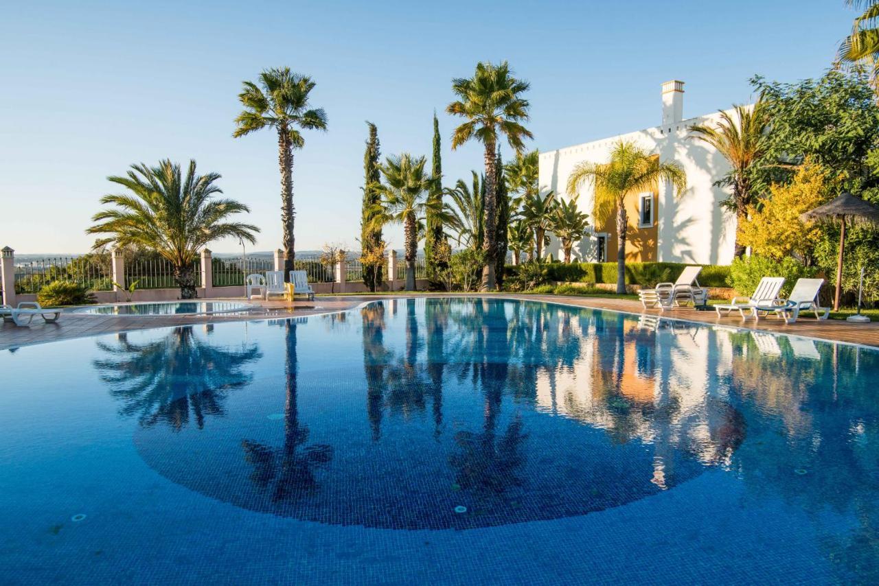 Вілла Portimao Elegant House With Pool By Homing Екстер'єр фото